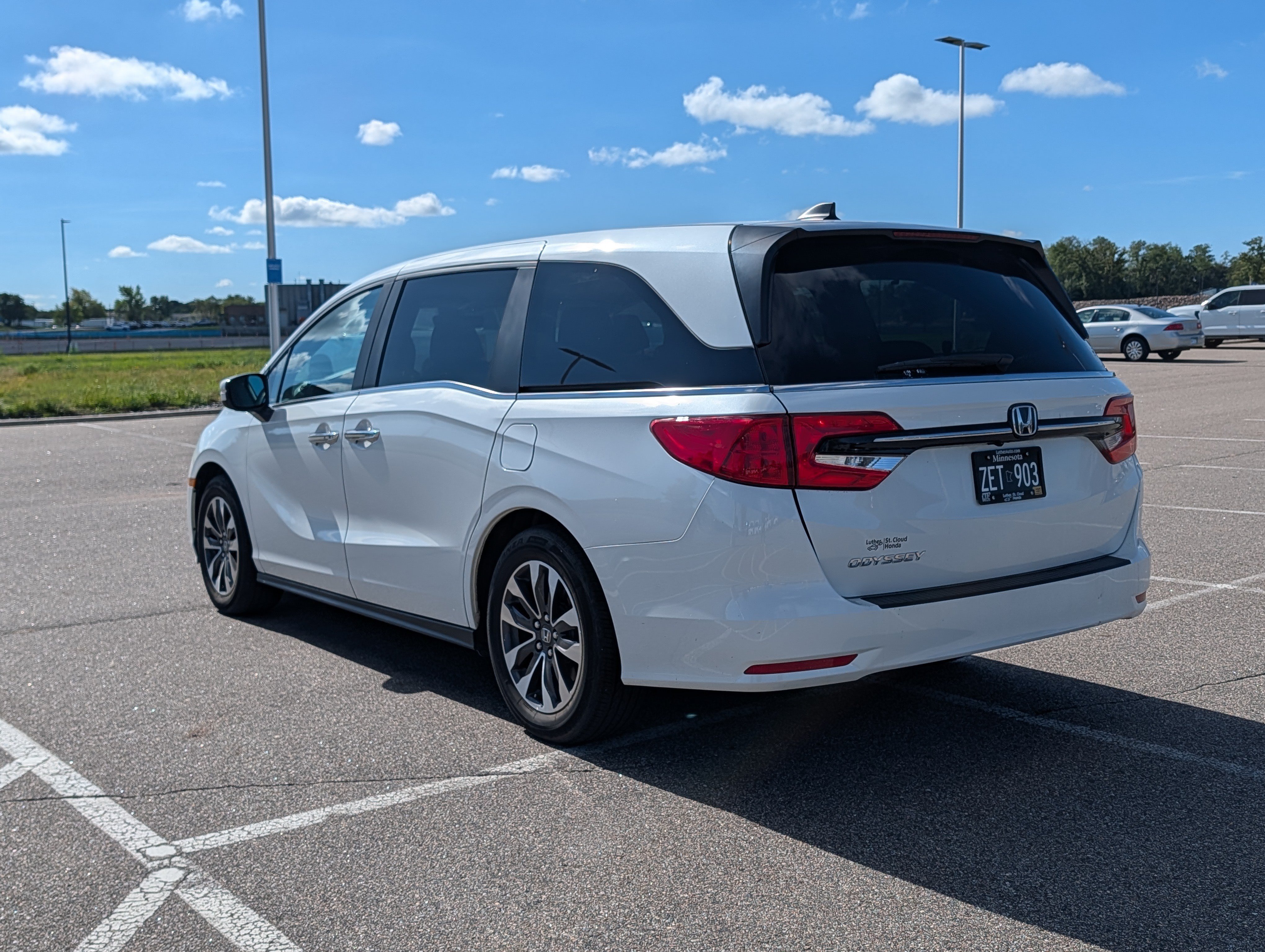Used 2022 Honda Odyssey EX-L image 3