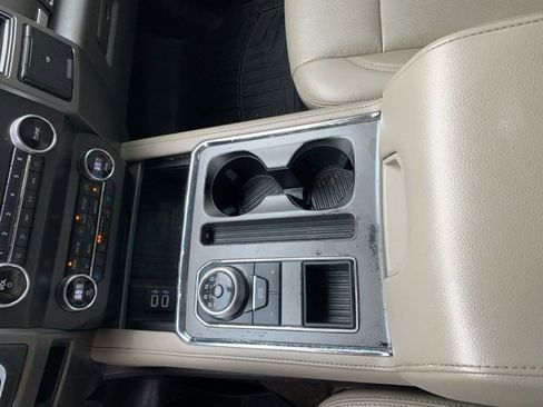 Used 2019 Ford Expedition Max XLT w/ Equipment Group 202A image 40