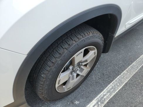 Used 2025 Honda Ridgeline RTL image 3