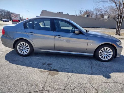 Used 2009 BMW 328i xDrive Sedan image 4