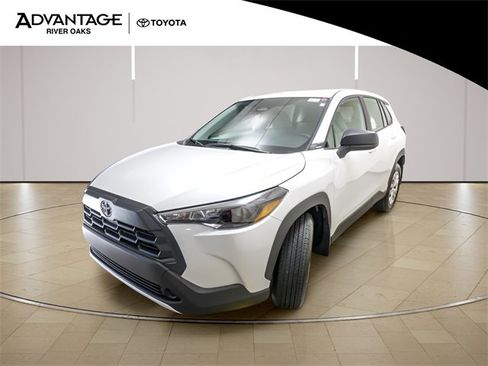 New 2026 Toyota Corolla Cross L image 4