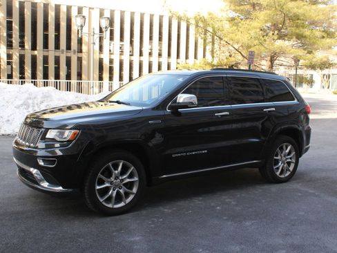 Used 2014 Jeep Grand Cherokee Summit image 11