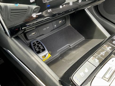 Certified 2023 Hyundai Tucson Limited AWD/4WD image 16