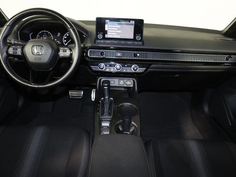 Used 2023 Honda Civic Sport image 11