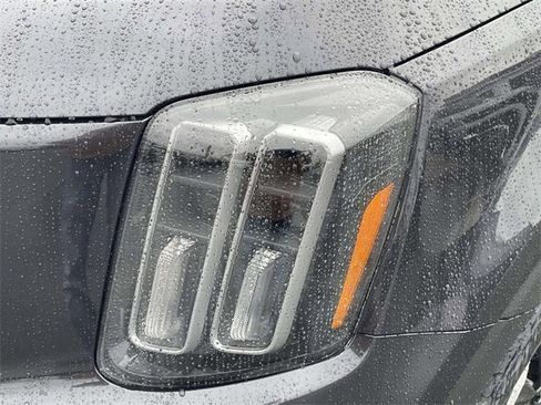 New 2025 Kia Telluride S image 12