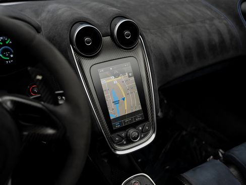 Used 2020 McLaren 600LT Spider RWD image 42