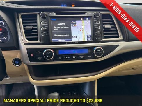 Used 2019 Toyota Highlander SE image 7