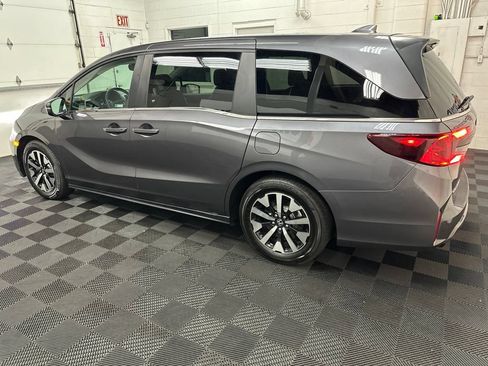 Used 2026 Honda Odyssey EX-L image 6