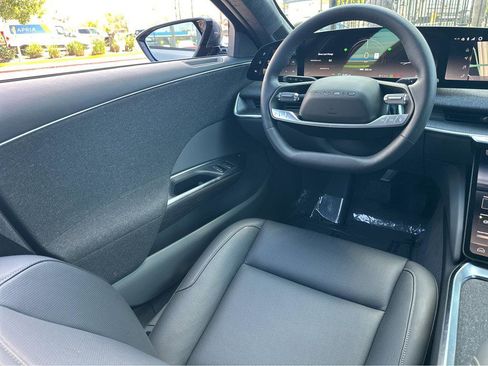 Used 2024 Lucid Air Pure image 19