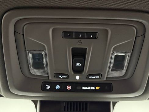 Used 2025 Chevrolet Silverado 1500 LTZ w/ Z71 Off-Road Package image 28