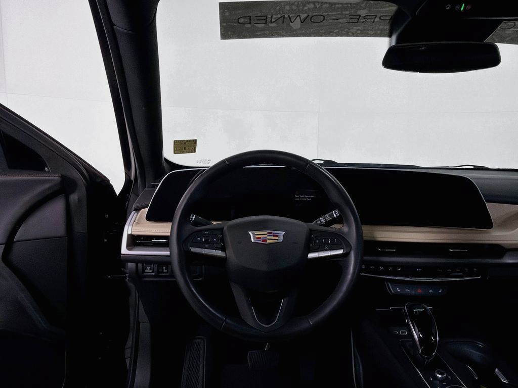 Certified 2024 Cadillac XT4 Luxury w/ Cold Weather Package FWD image 20