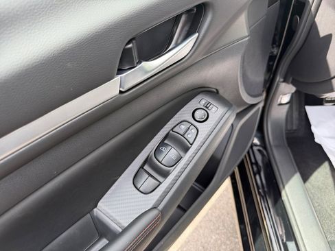 New 2026 Nissan Altima 2.5 SR FWD image 36