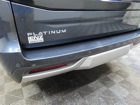 Used 2025 Ford Expedition Max Platinum w/ Platinum Ultimate Package AWD/4WD image 53