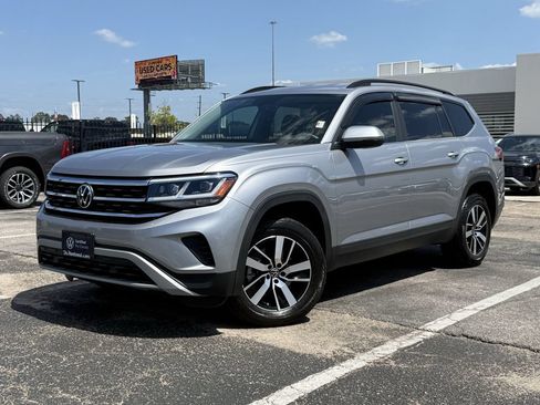 Used 2023 Volkswagen Atlas SE FWD image 1