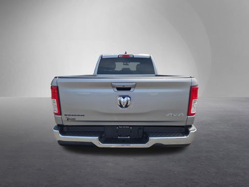 Used 2022 RAM 1500 Big Horn AWD/4WD image 4
