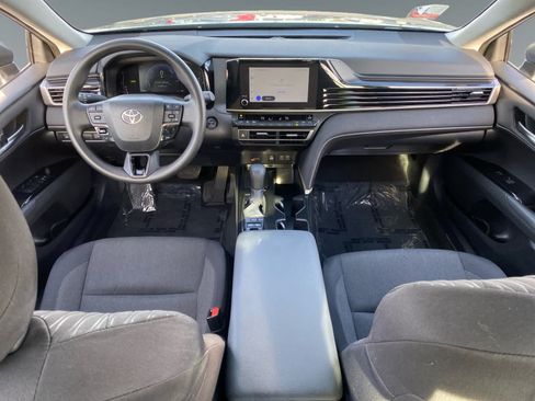 Used 2025 Toyota Camry LE w/ Convenience Package FWD image 10