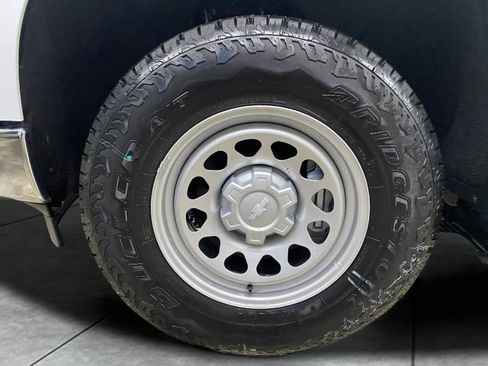 New 2025 Chevrolet Silverado 1500 W/T w/ WT Value Package image 12