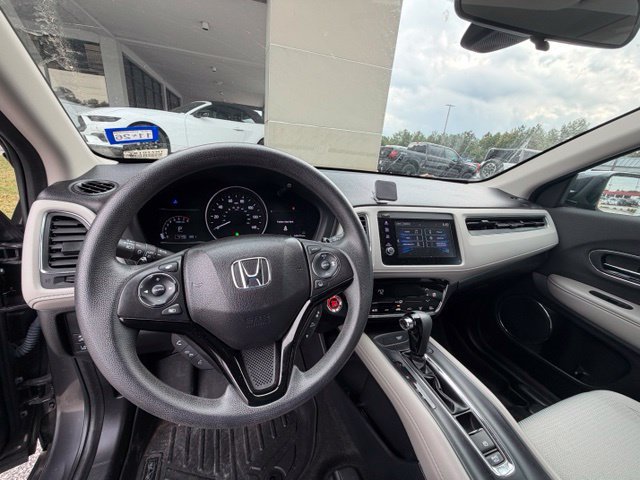 Used 2019 Honda HR-V EX image 8
