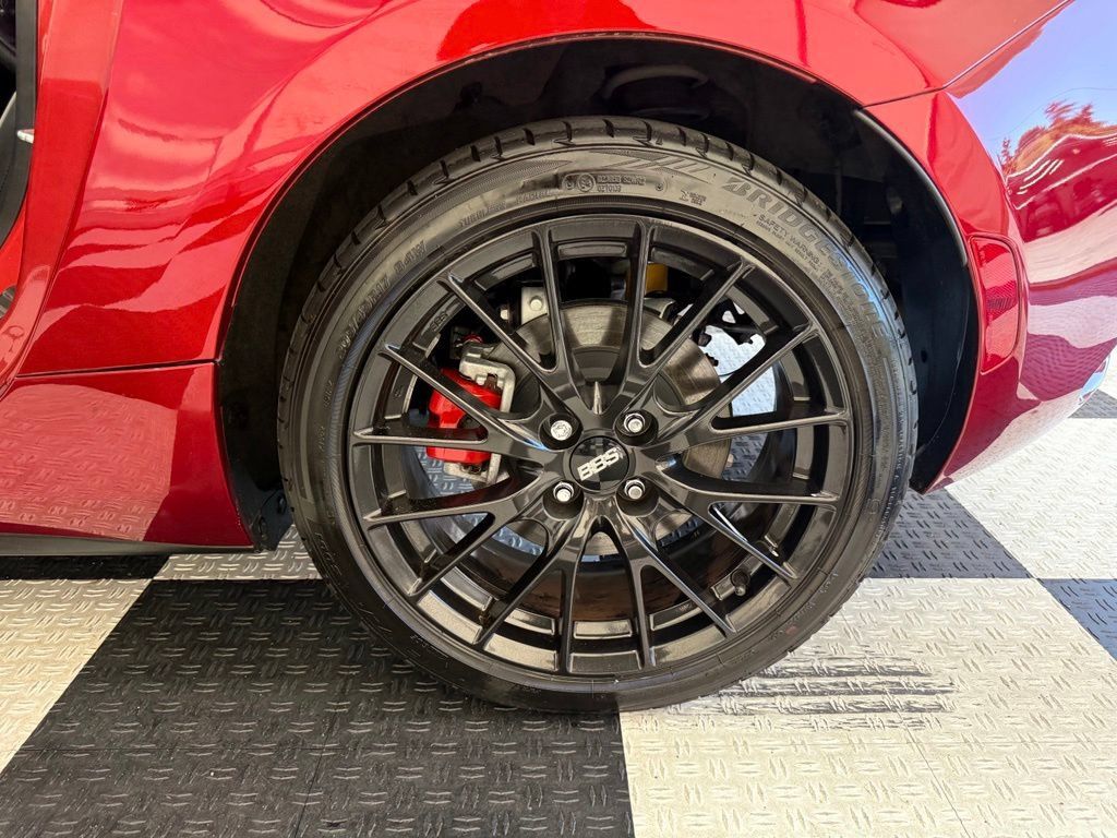 Used 2022 MAZDA MX-5 Miata Club RWD image 11