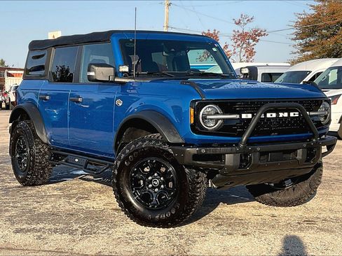 Used 2022 Ford Bronco Wildtrak image 38