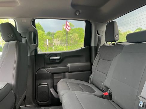 Used 2021 Chevrolet Silverado 1500 Custom Trail Boss w/ Midnight Edition AWD/4WD image 19