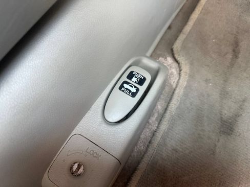 Used 2012 Honda Civic EX-L image 38