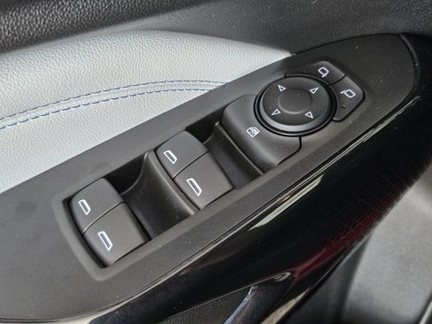 New 2026 Chevrolet Trax LT w/ Driver Confidence Package FWD image 25