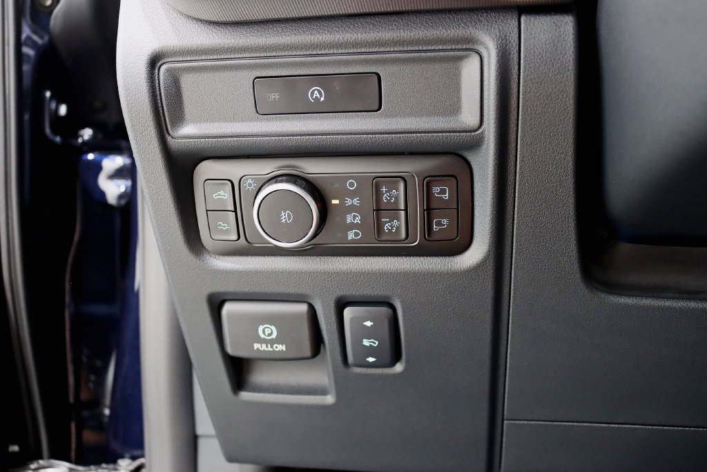 Used 2025 Ford F150 Raptor AWD/4WD image 14