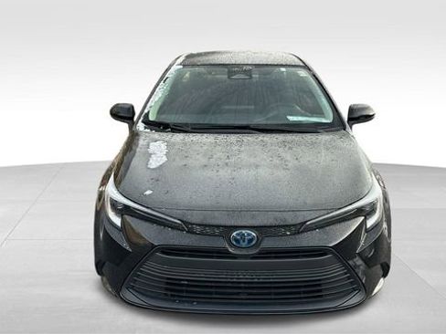 Used 2024 Toyota Corolla LE image 9
