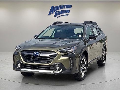 Certified 2025 Subaru Outback Limited AWD/4WD image 2