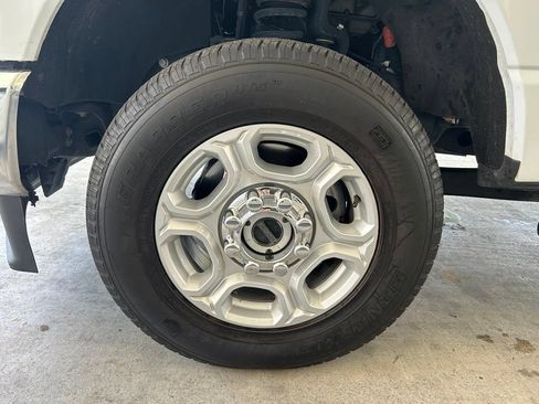Used 2026 Ford F250 XLT AWD/4WD image 13