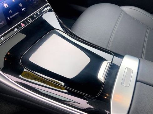 Used 2025 Mercedes-Benz C 300 4MATIC Sedan image 13