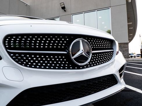 Used 2021 Mercedes-Benz C 300 4MATIC Cabriolet image 4