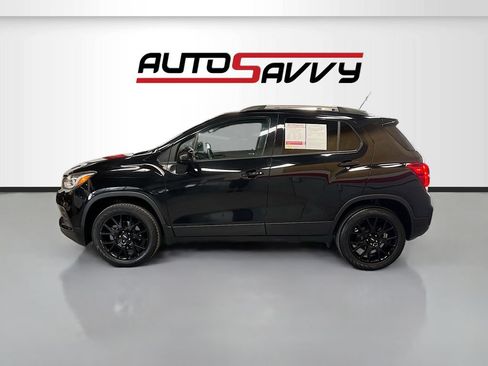 Used 2022 Chevrolet Trax LT w/ Premium Seat Package AWD/4WD image 4