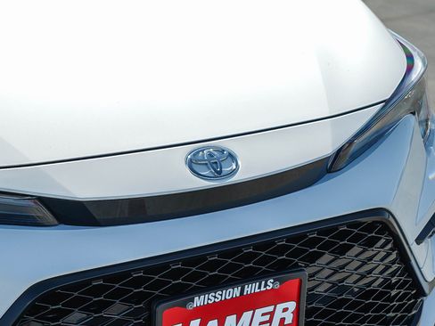 New 2026 Toyota Corolla SE FWD image 10