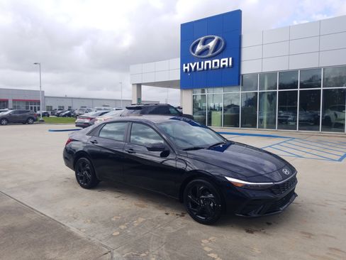 New 2026 Hyundai Elantra Sport image 1