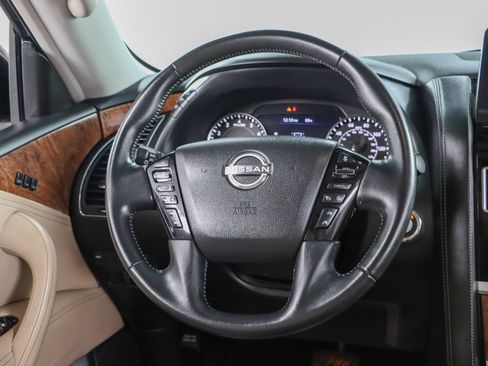Used 2022 Nissan Armada SL w/ Captain's Chairs Package AWD/4WD image 13