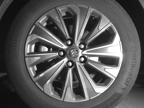 Used 2024 Buick Envision Preferred AWD/4WD image 12