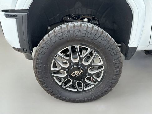 New 2026 GMC Sierra 3500 SLE AWD/4WD image 24