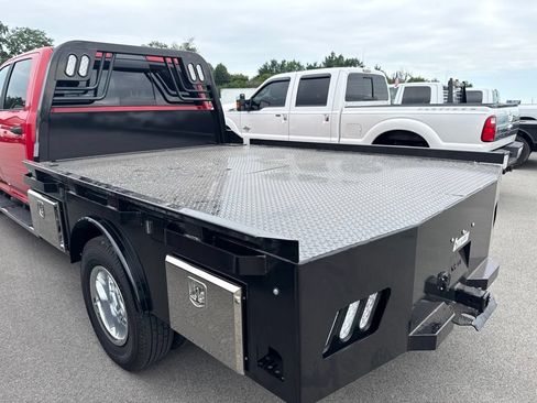 Used 2024 RAM 3500 SLT w/ Quick Order Package 2YG SLT AWD/4WD image 3