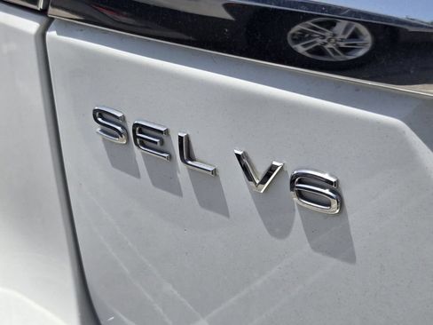 Used 2021 Volkswagen Atlas SEL FWD image 11