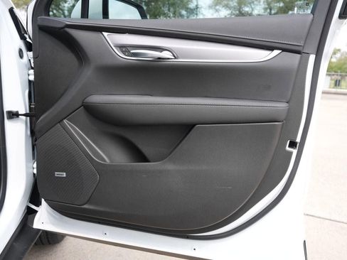 New 2026 Cadillac XT5 Luxury w/ LPO, Floor Liner Package image 28