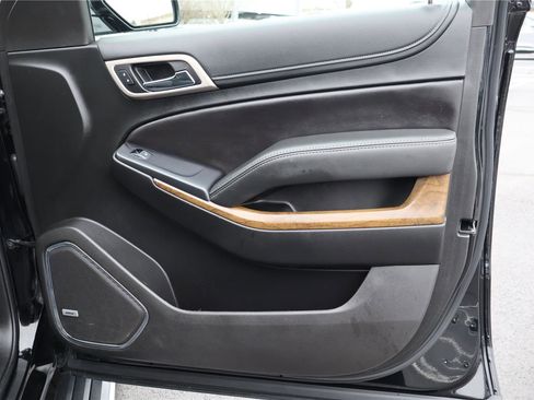 Used 2019 GMC Yukon Denali w/ Denali Ultimate Package image 28