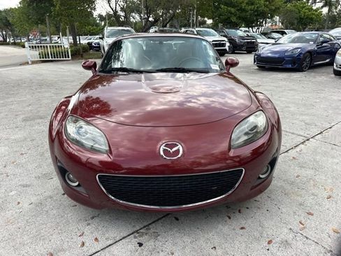 Used 2012 MAZDA MX-5 Miata Grand Touring RWD image 11