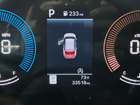 Used 2025 Hyundai Tucson SEL FWD image 18