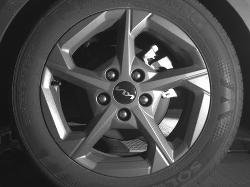 Used 2025 Kia K4 LXS image 14