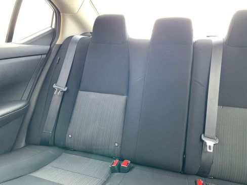 Used 2025 Nissan Sentra SV image 37