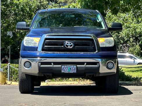 Used 2013 Toyota Tundra 2WD Double Cab w/ Tow Pkg image 10