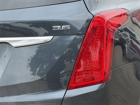 Used 2019 Cadillac XT5 Premium Luxury image 7