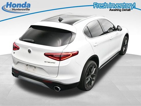 Used 2018 Alfa Romeo Stelvio AWD image 36